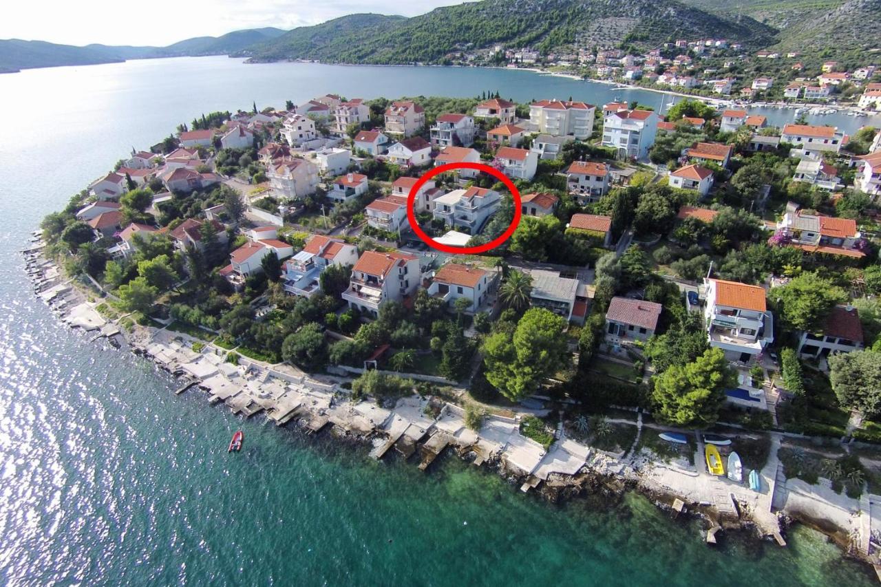Apartments By The Sea Seget Vranjica, Trogir - 10328 Luaran gambar